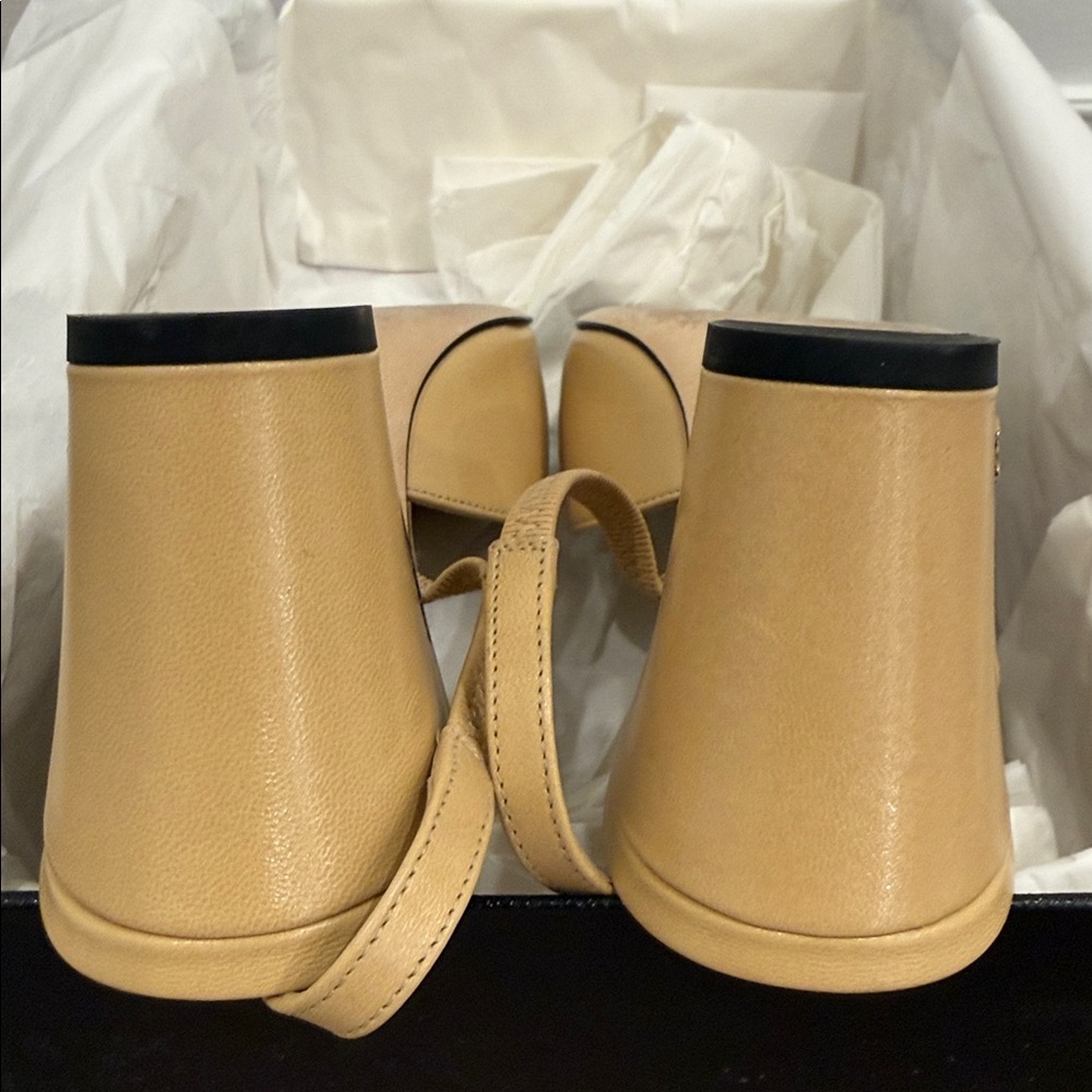 Chanel Classic Two-Tone Slingback Pumps Beige & Black Cap Toe Size 37 Worn Once - Picture 12 of 14
